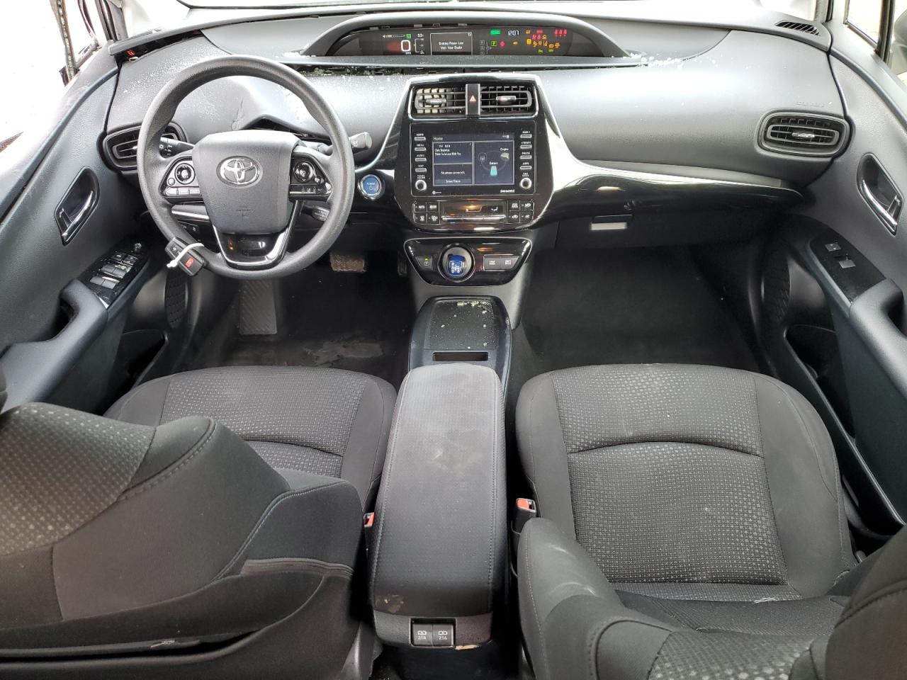 2022 Toyota Prius - Image 8