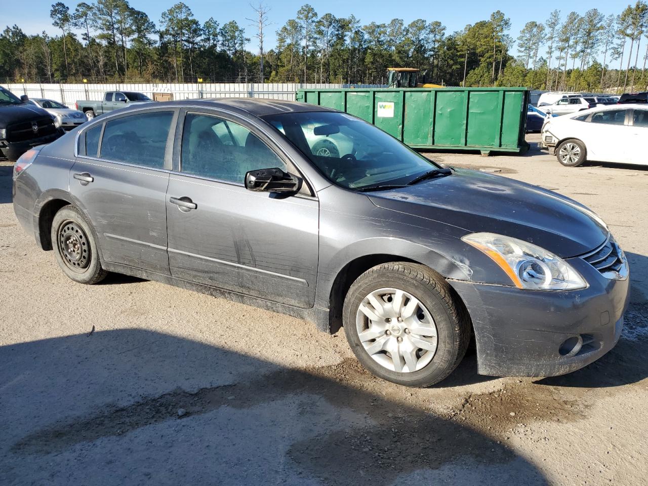 2010 Nissan Altima - Image 4