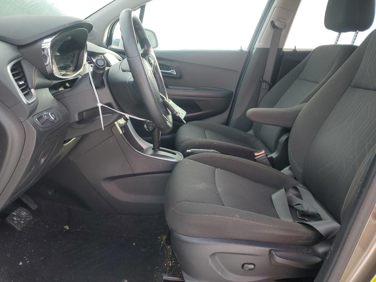 2020 Chevrolet Trax - Image 7