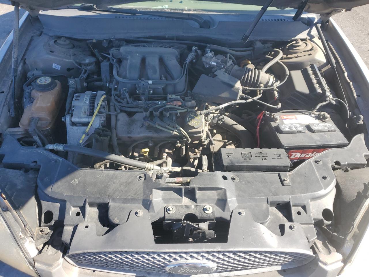 2007 Ford Taurus - Image 13