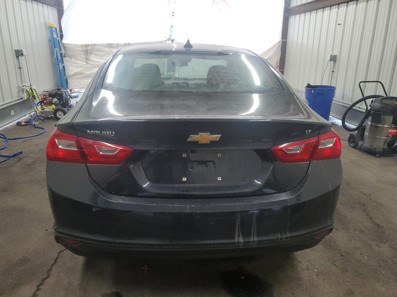 2023 Chevrolet Malibu - Image 6