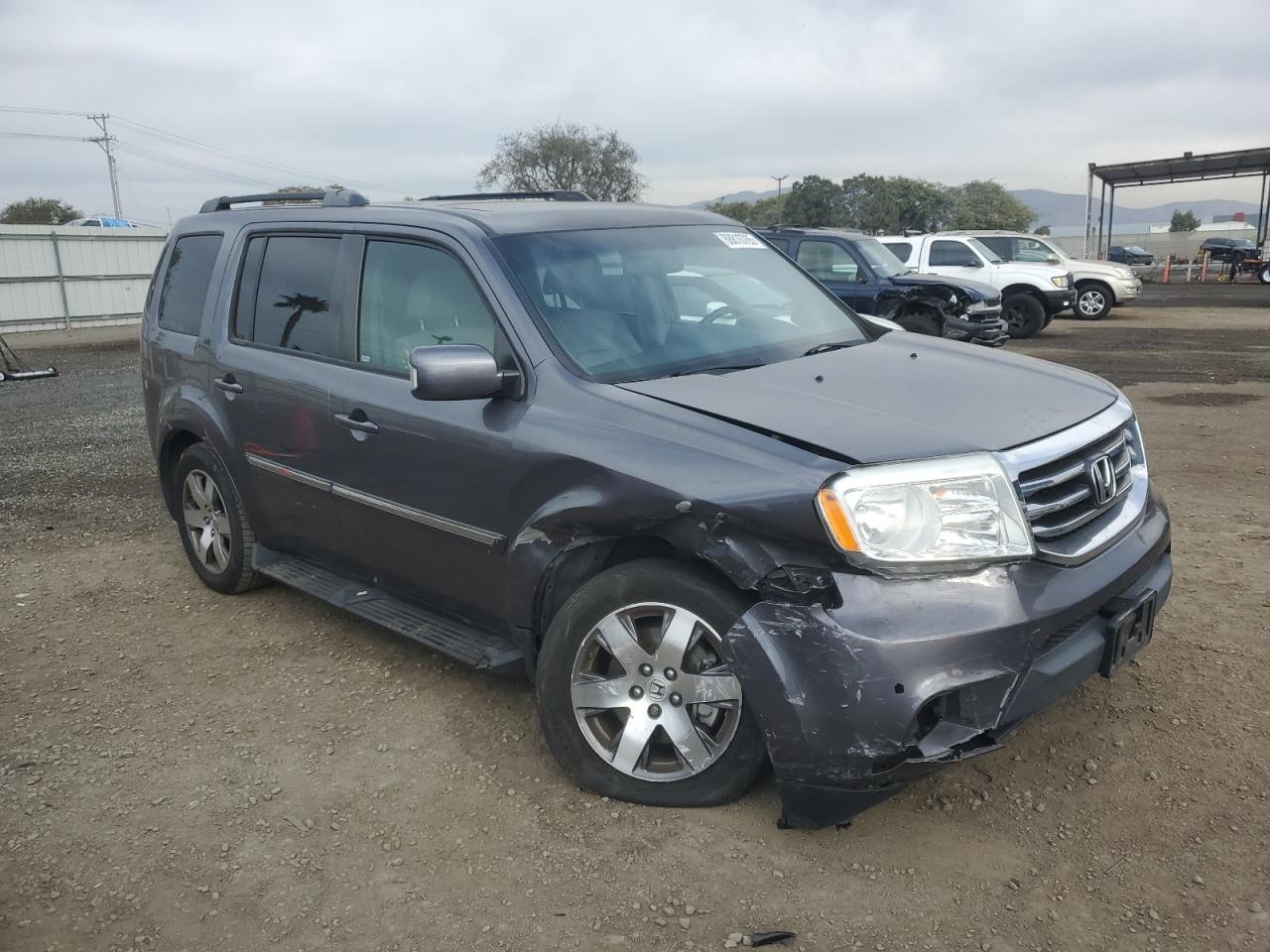 VIN 5FNYF3H99FB020019 2015 HONDA PILOT no.4