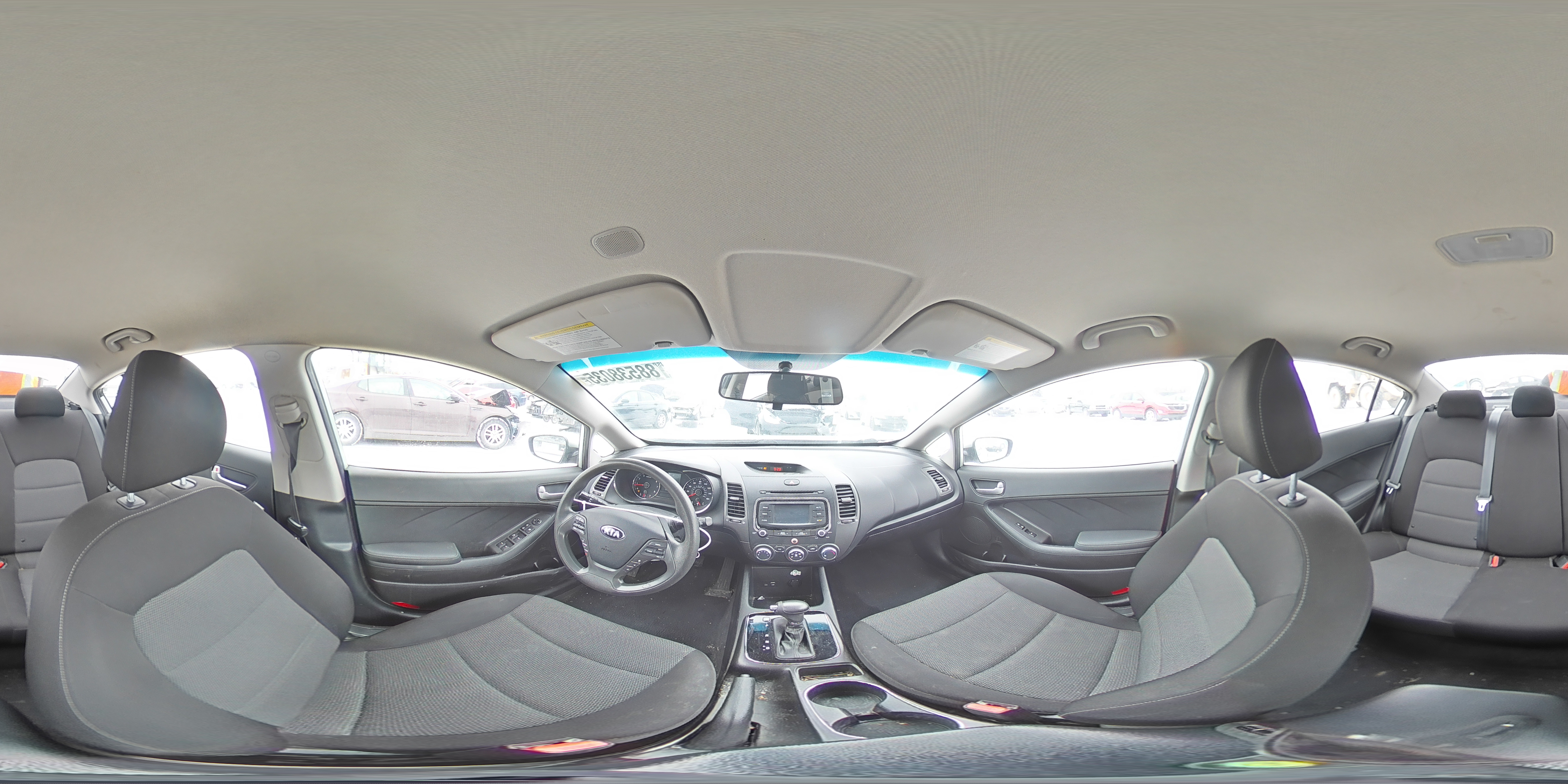 2018 Kia Forte - Image 13