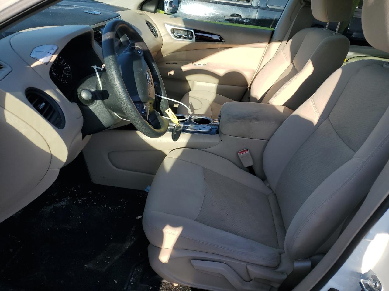 2016 Nissan Pathfinder - Image 7