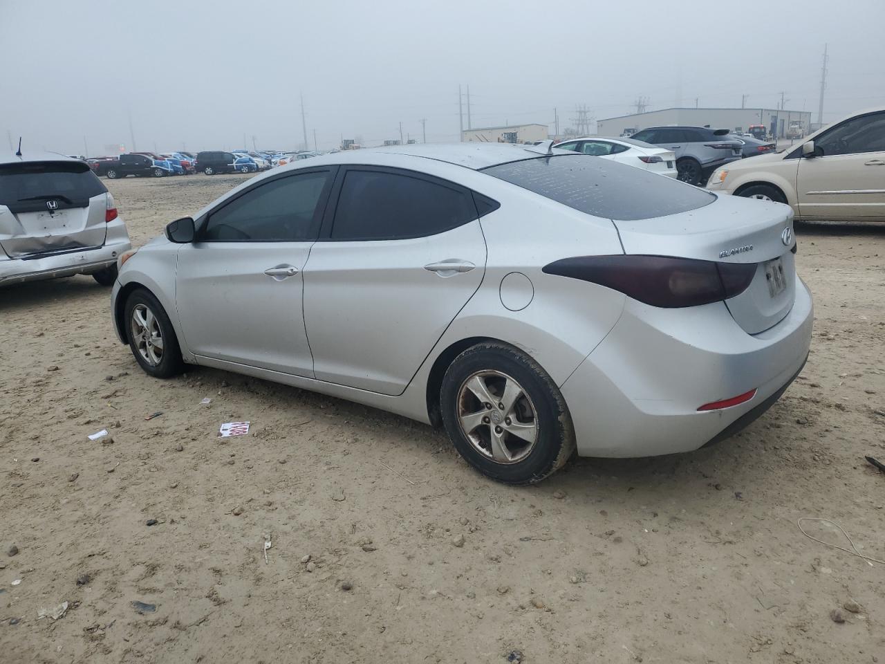 2015 Hyundai Elantra - Image 2