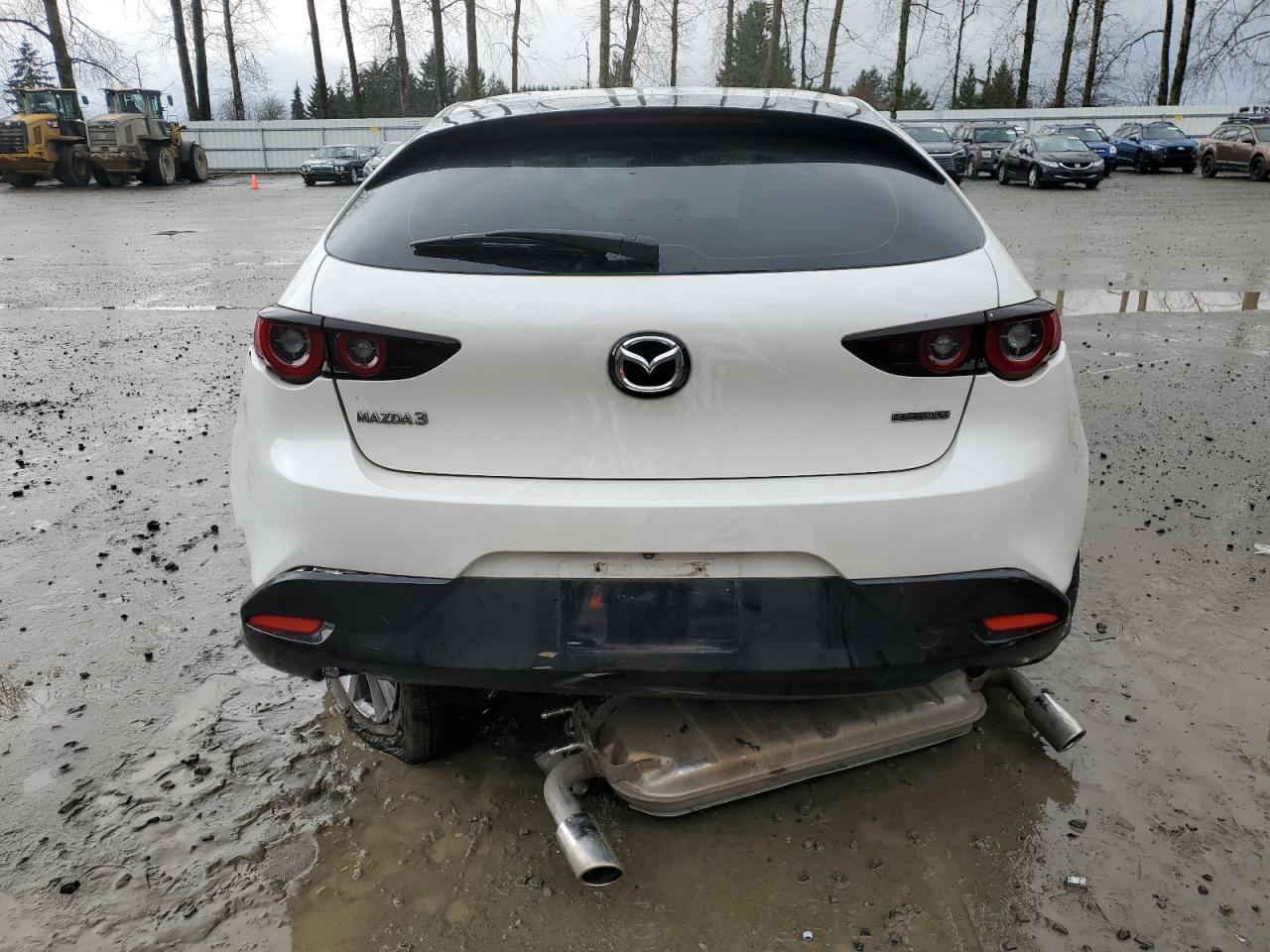 2022 Mazda 3 - Image 6