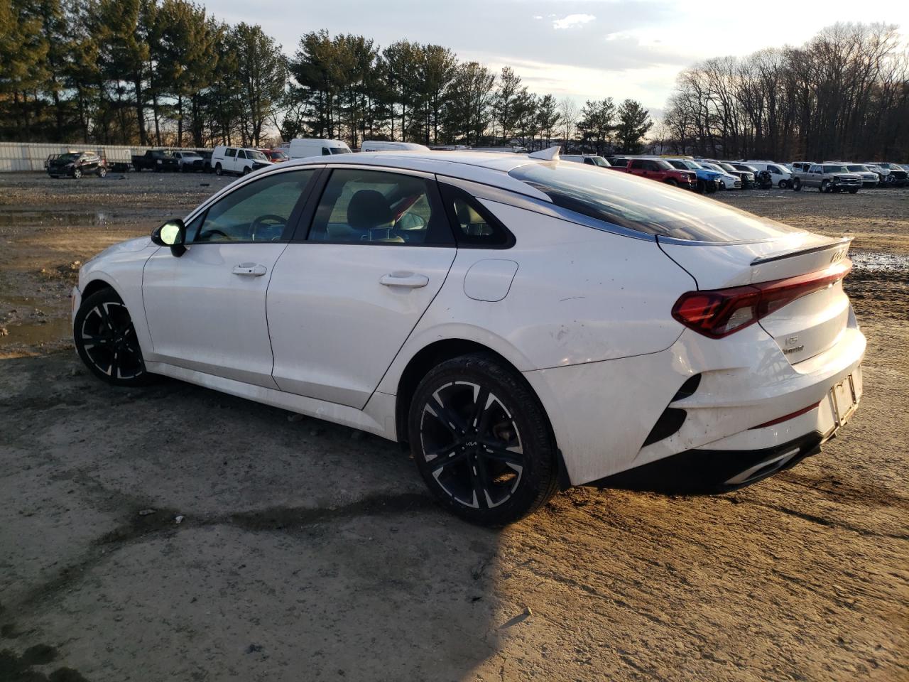 2023 Kia K5 - Image 2