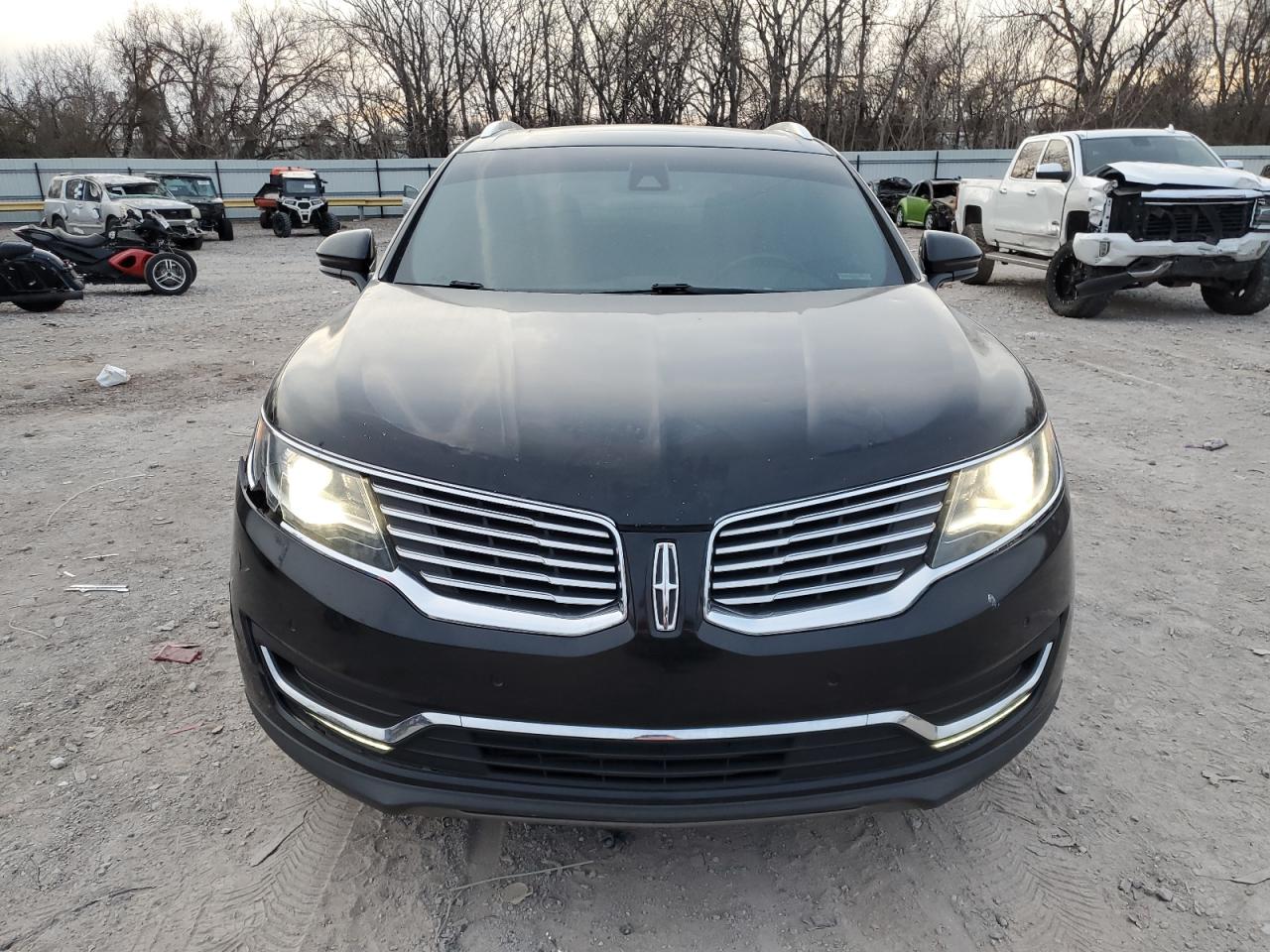2016 Lincoln MKX - Image 5