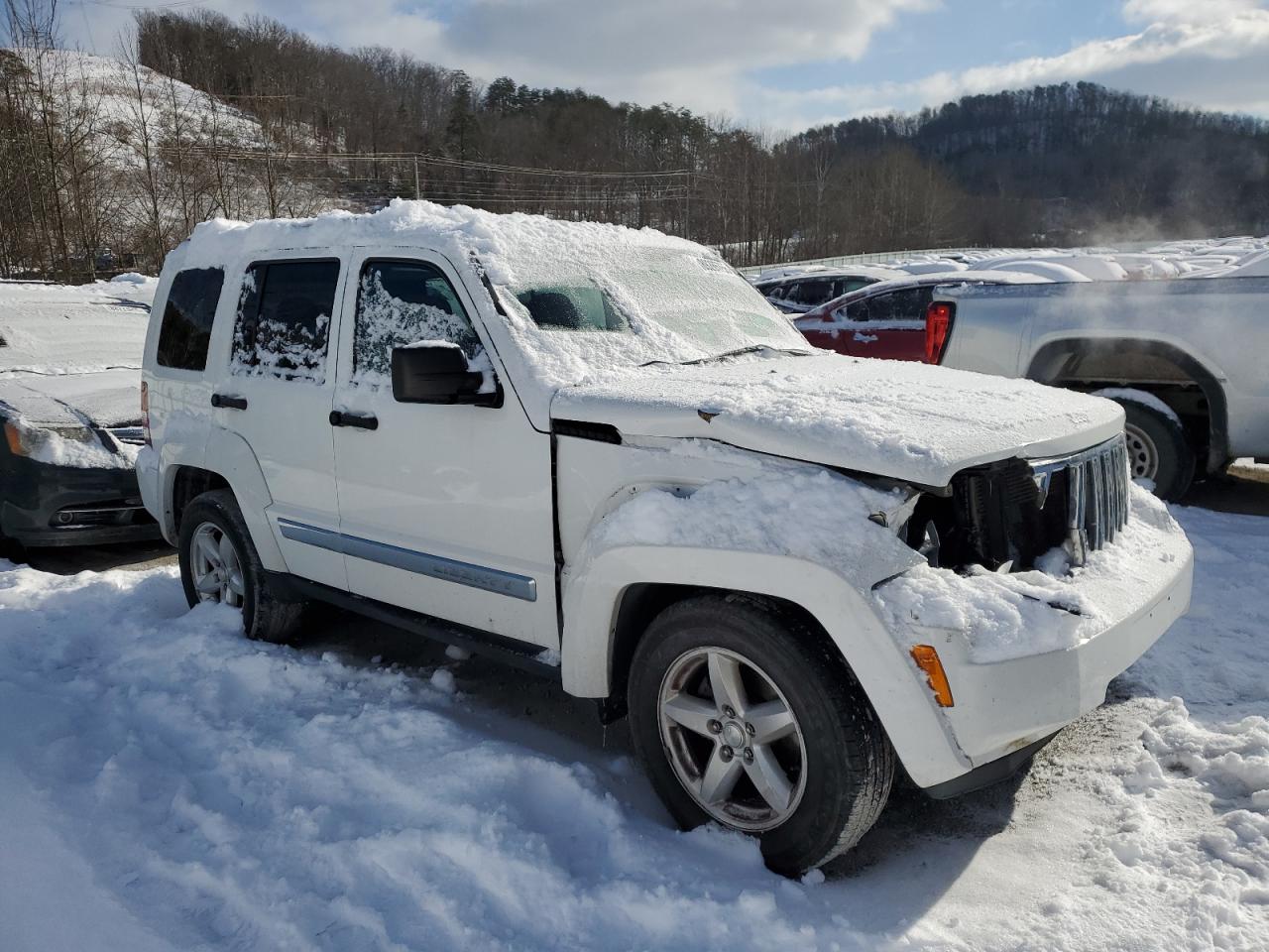 2012 Jeep Liberty (North America) - Image 4