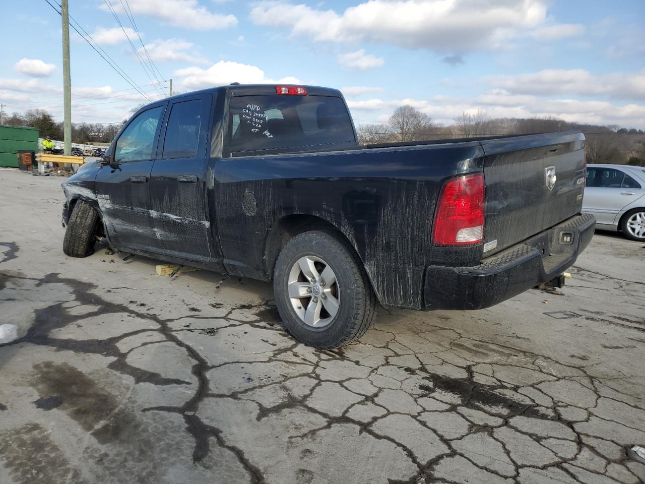 2016 RAM 1500 - Image 2