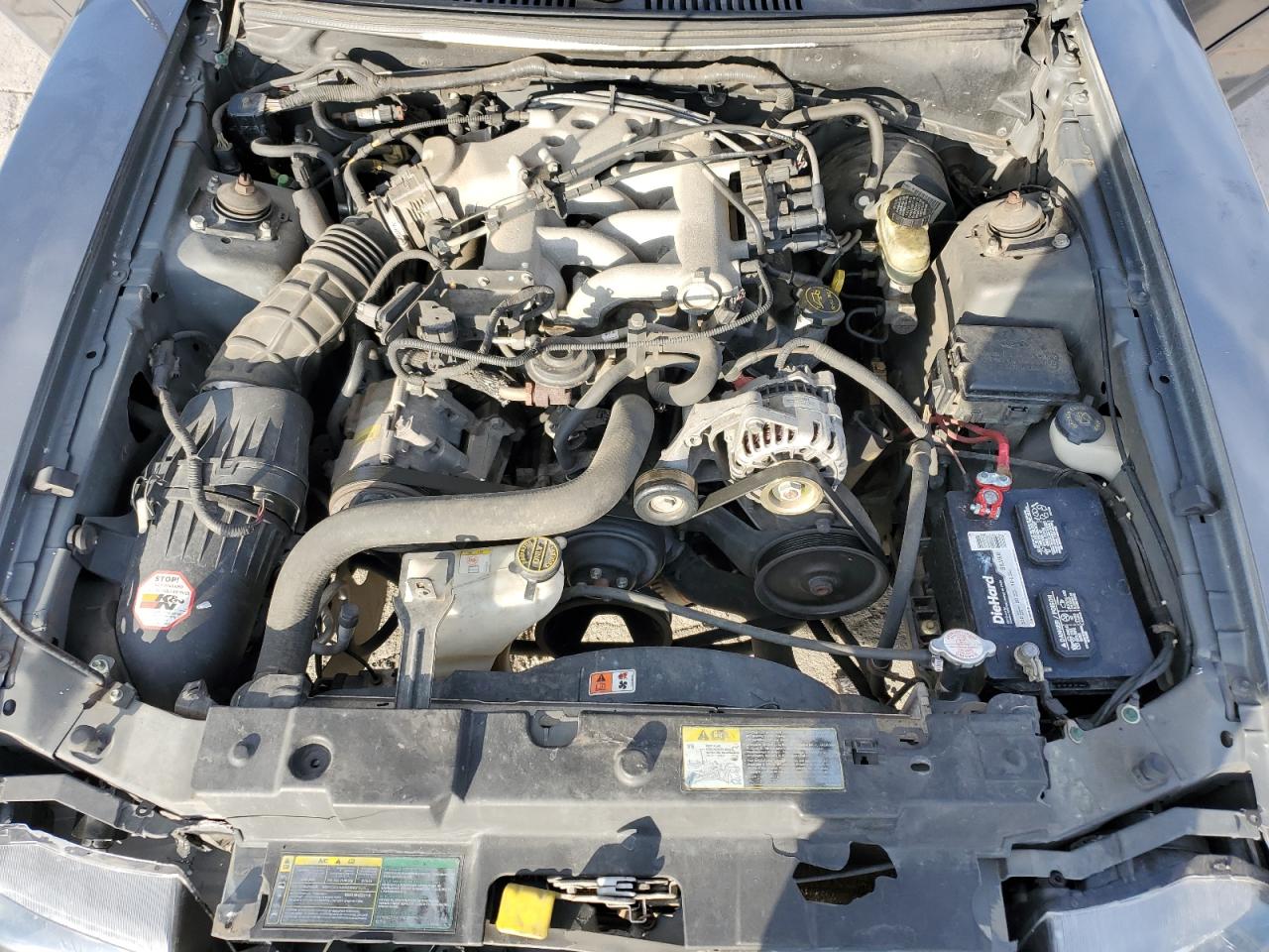 2004 Ford Mustang - Image 11