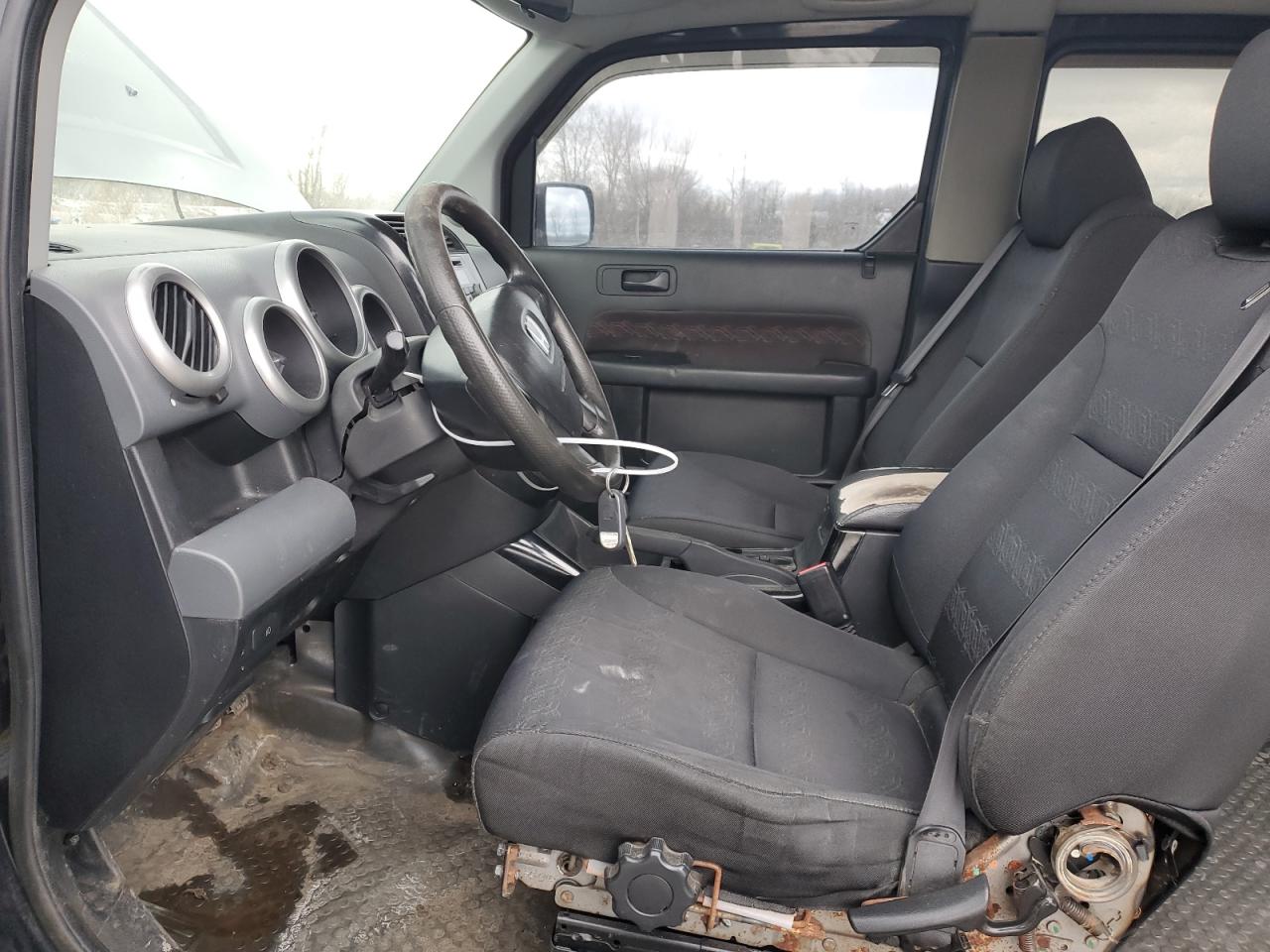 2004 Honda Element - Image 7