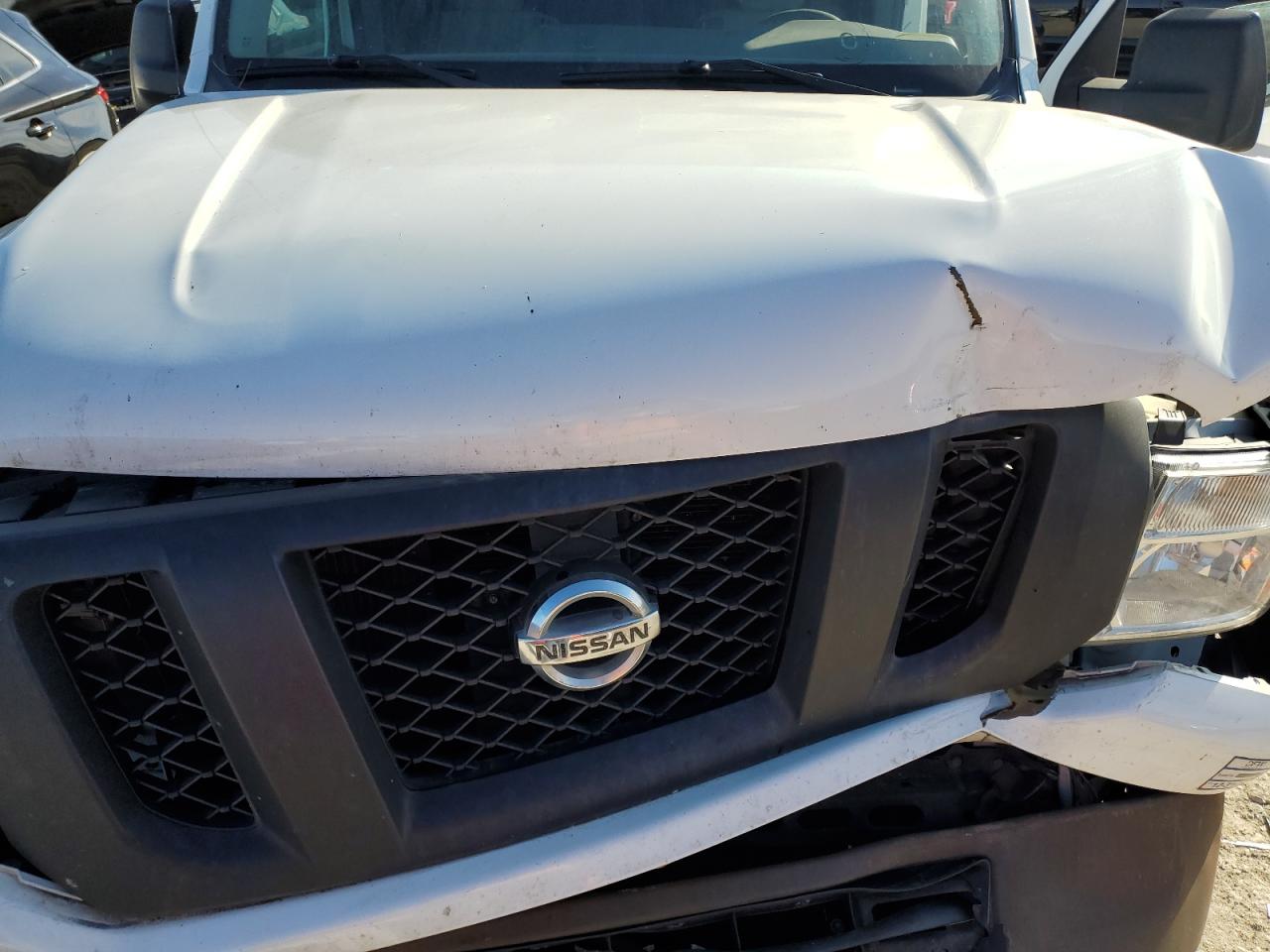 2016 Nissan NV - Image 12