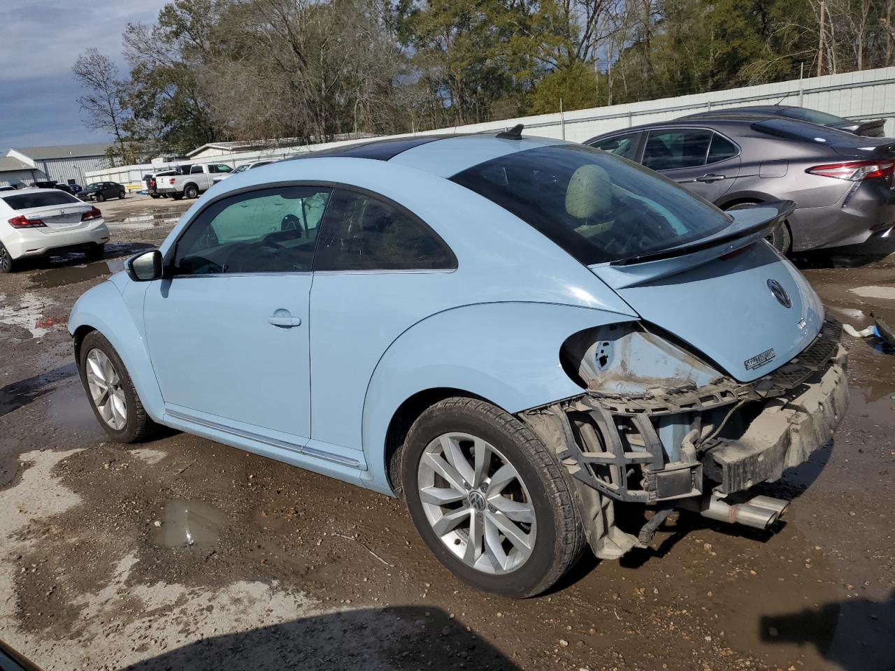 2015 Volkswagen Beetle - Image 2