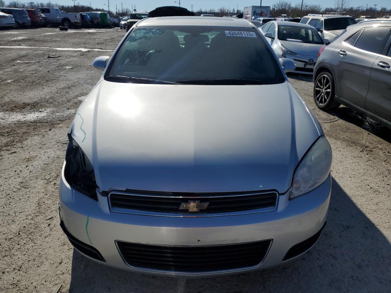 2011 Chevrolet Impala - Image 5
