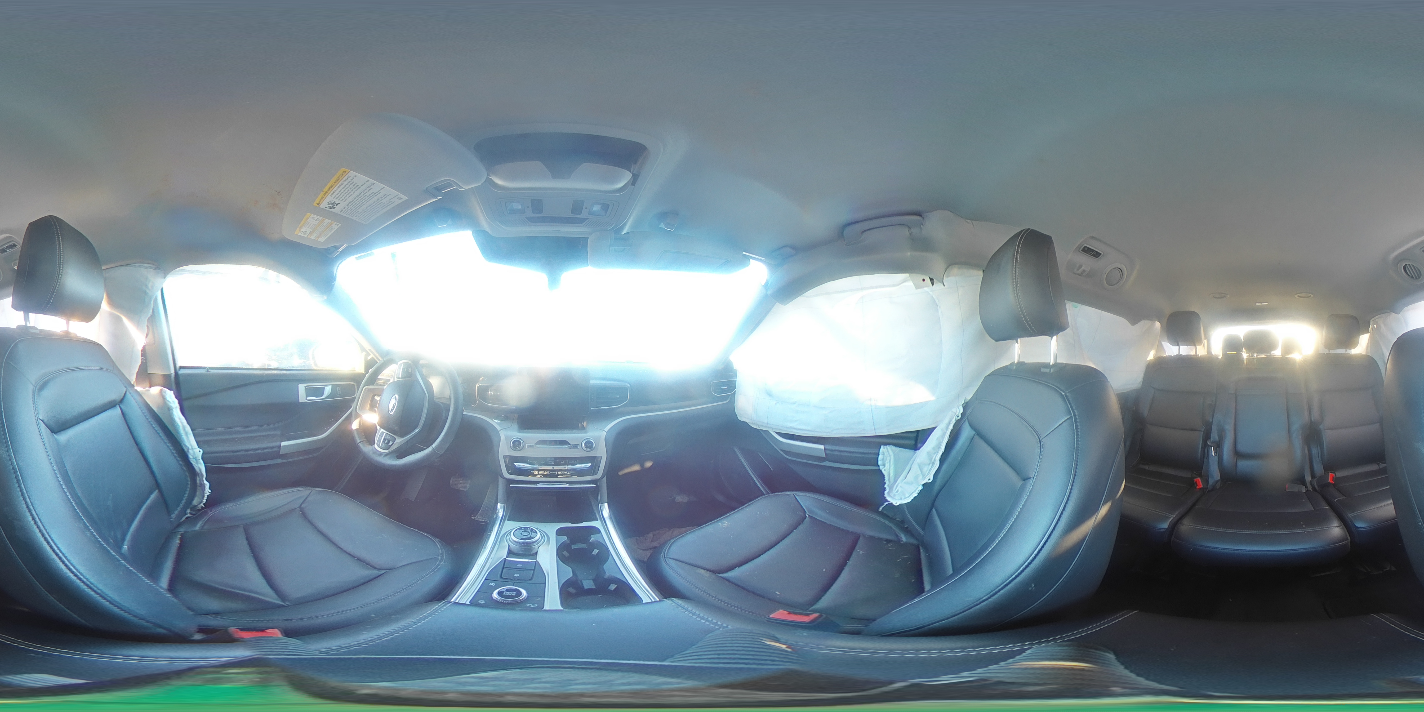 2023 Ford Explorer - Image 14
