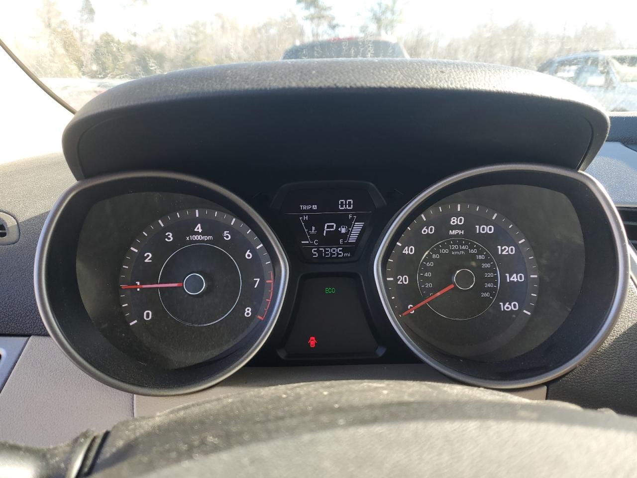 2016 Hyundai Elantra - Image 9