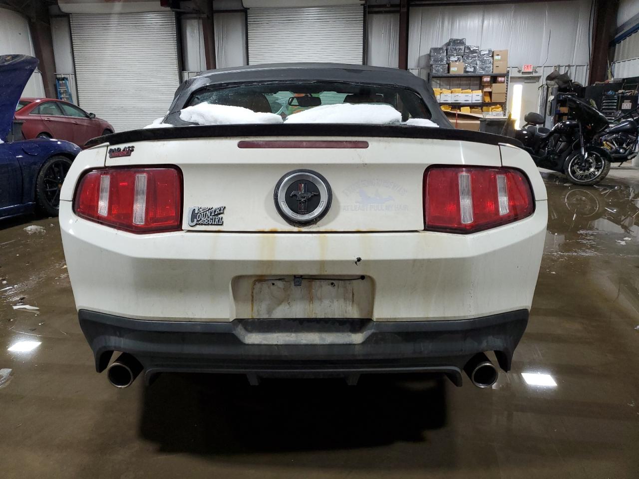 2011 Ford Mustang - Image 6