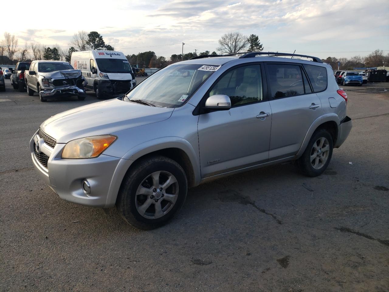 2009 Toyota RAV 4 - Image 1