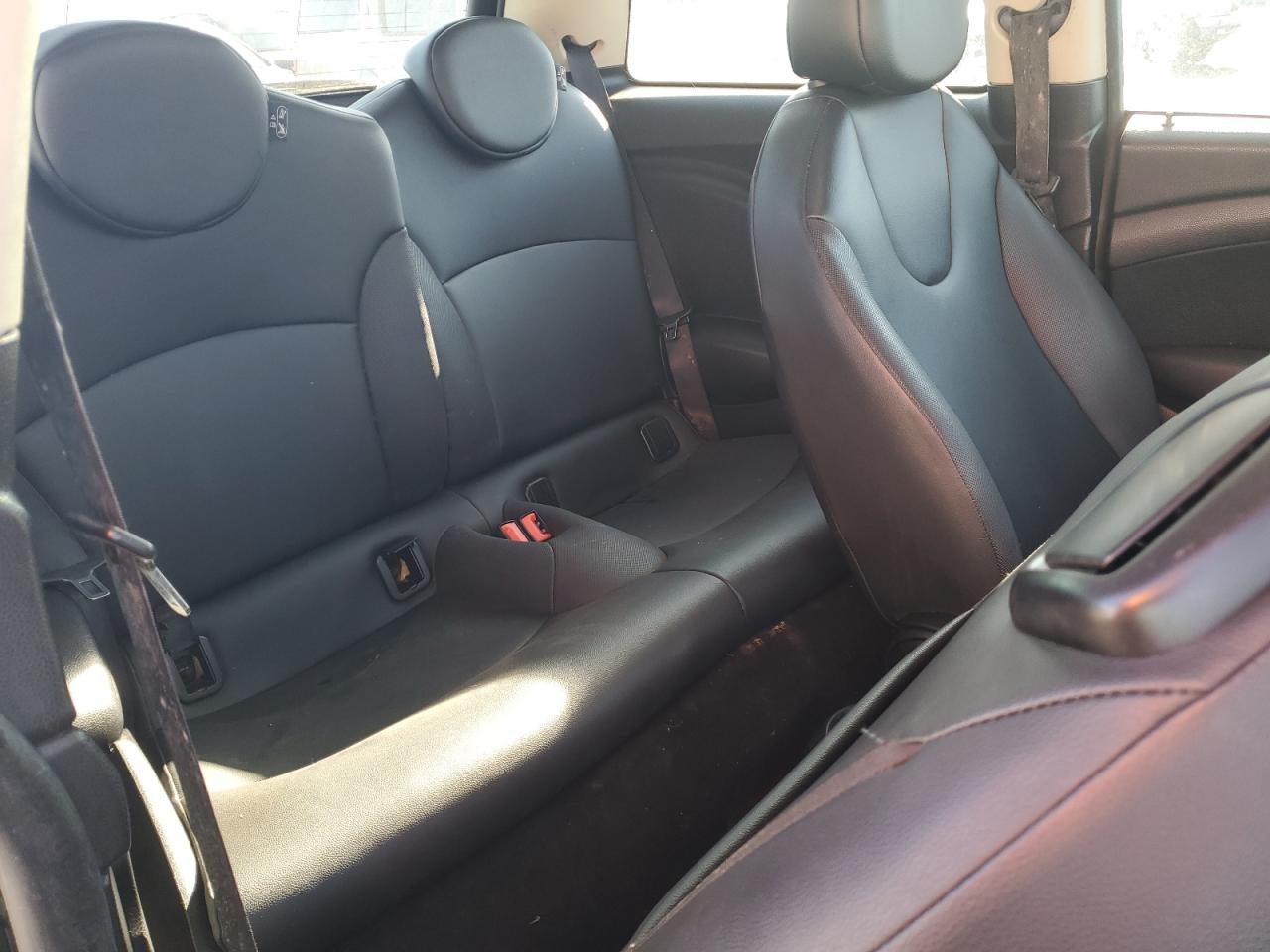 2012 MINI Cooper - Image 10