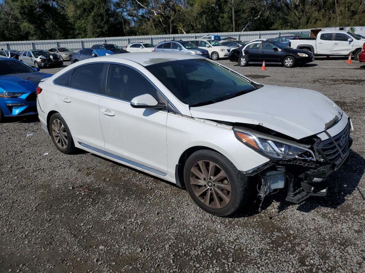 2017 Hyundai Sonata - Image 4