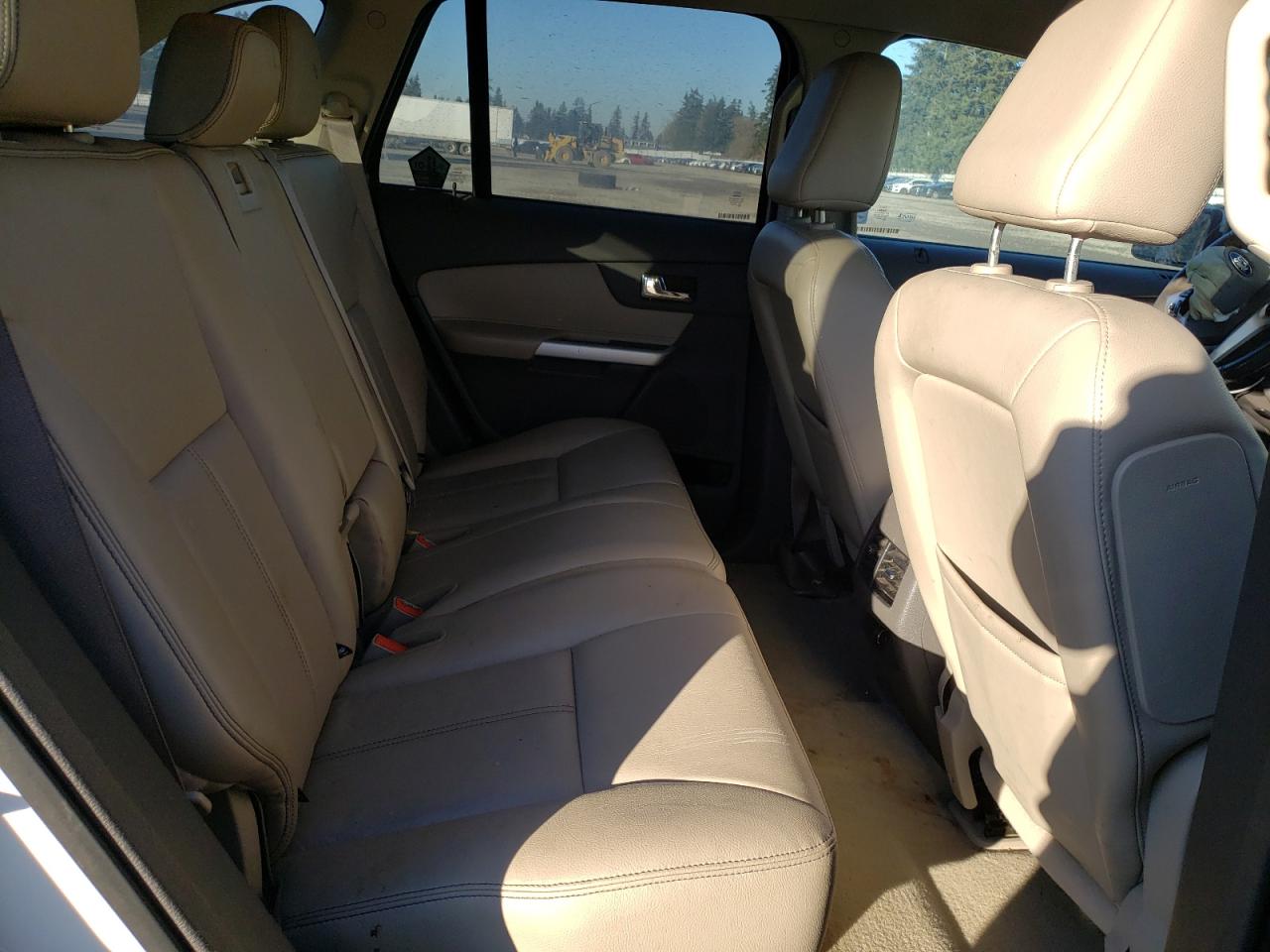 2011 Ford Edge - Image 11