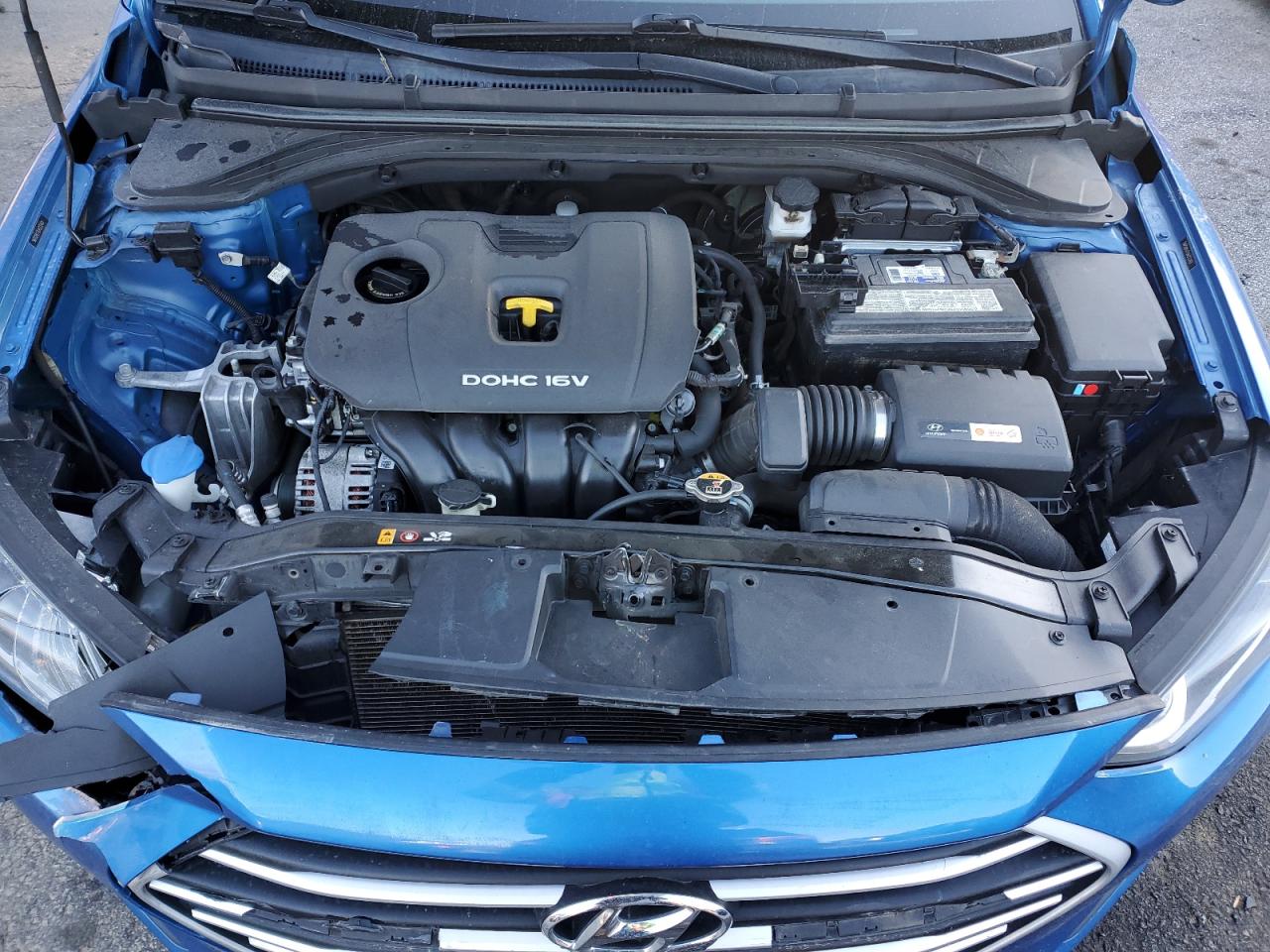 2018 Hyundai Elantra - Image 11