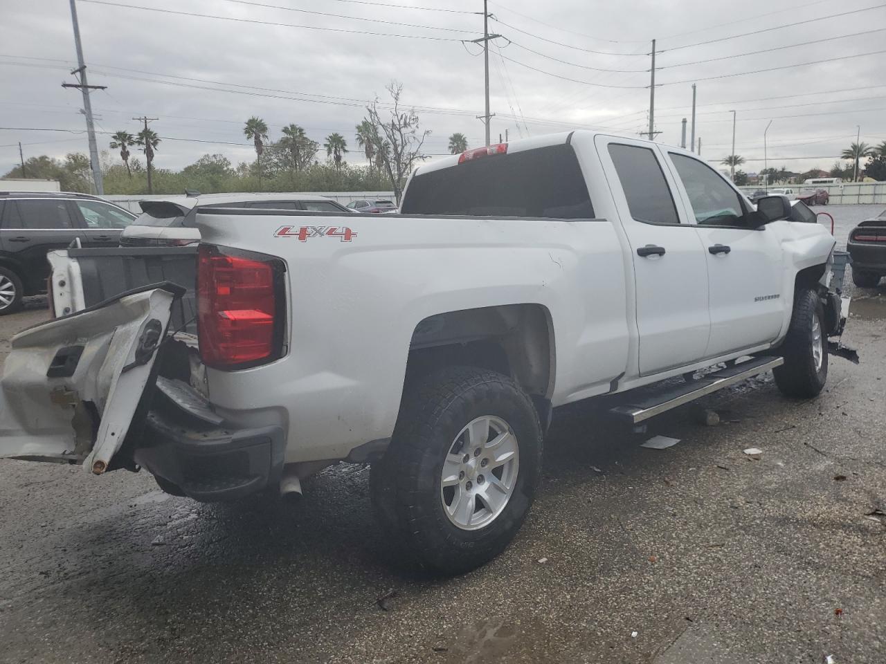 2017 Chevrolet Silverado - Image 3