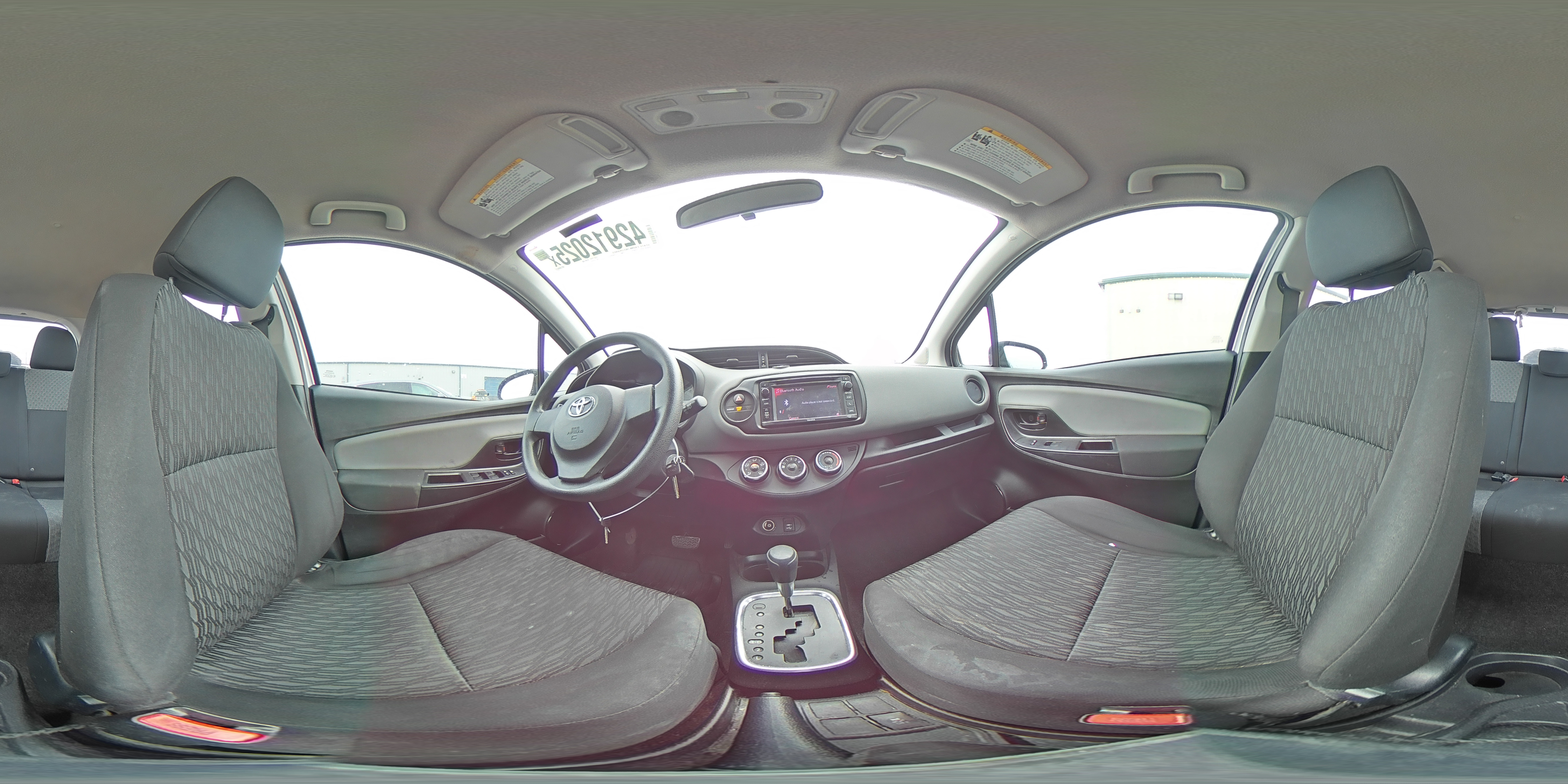 2016 Toyota Yaris - Image 15