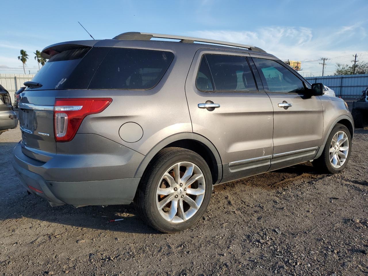 VIN 1FM5K7D89EGA90834 2014 FORD EXPLORER no.3