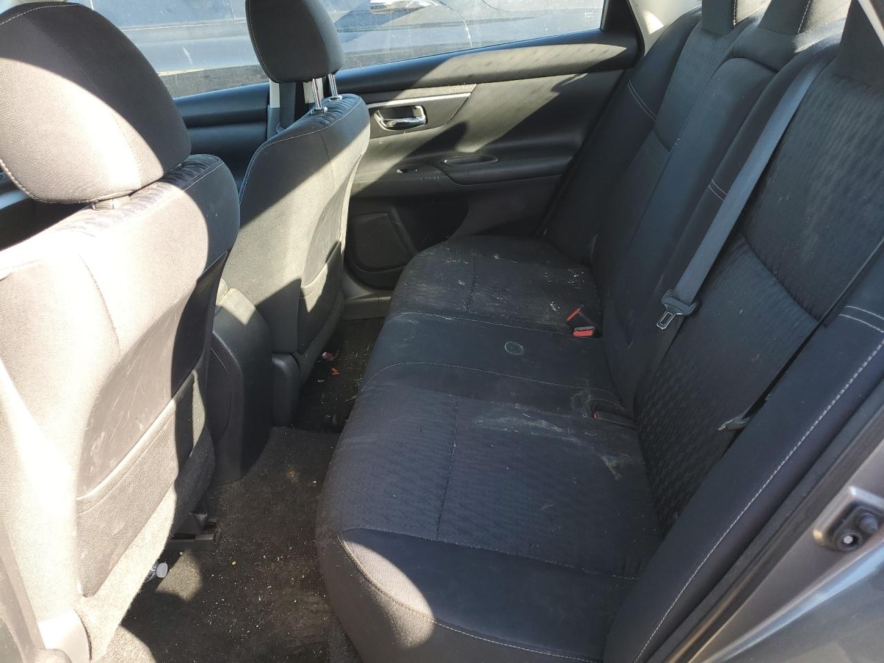 2018 Nissan Altima - Image 10