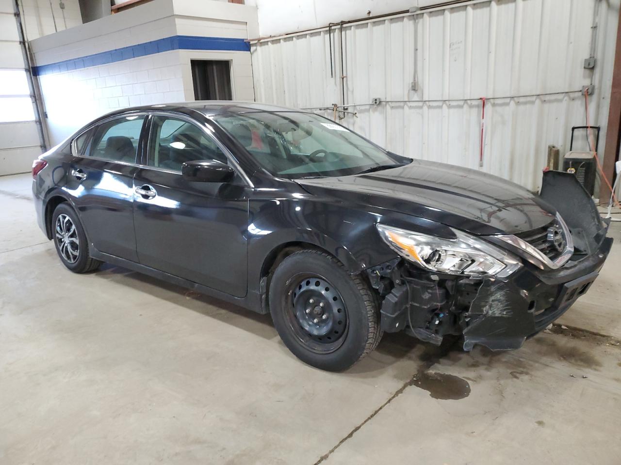 2017 Nissan Altima - Image 4