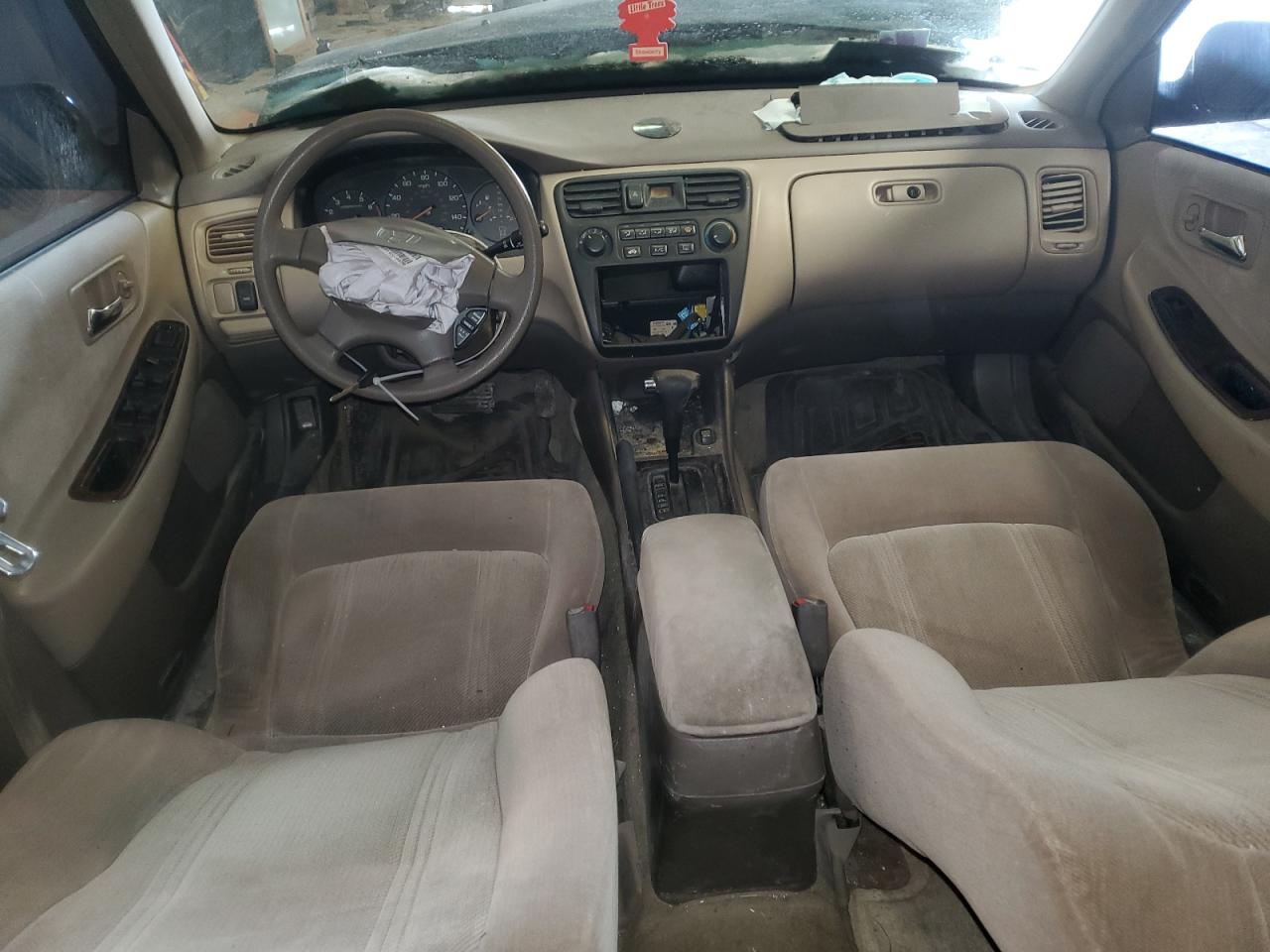 2000 Honda Accord - Image 8