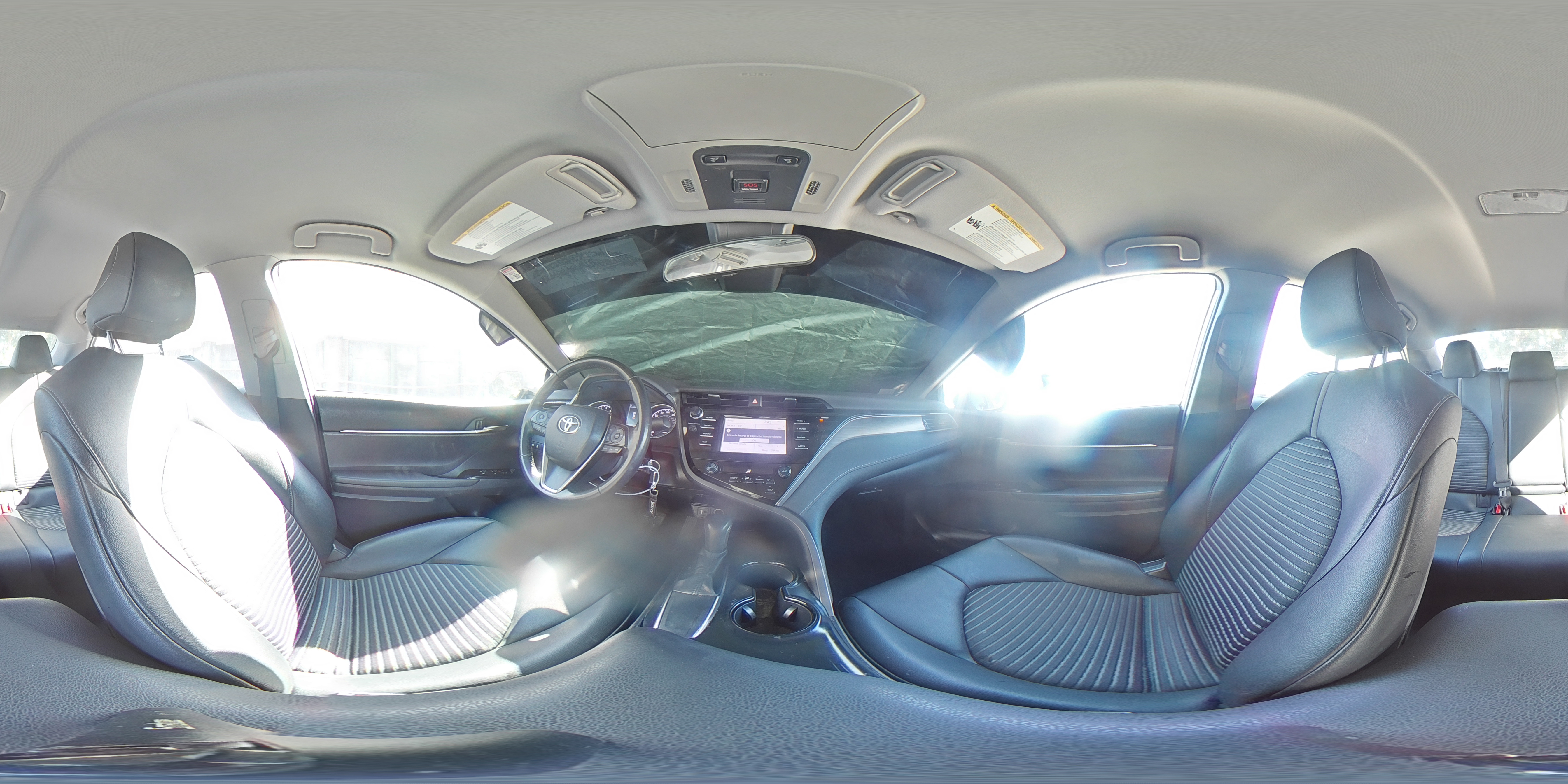 2019 Toyota Camry - Image 12