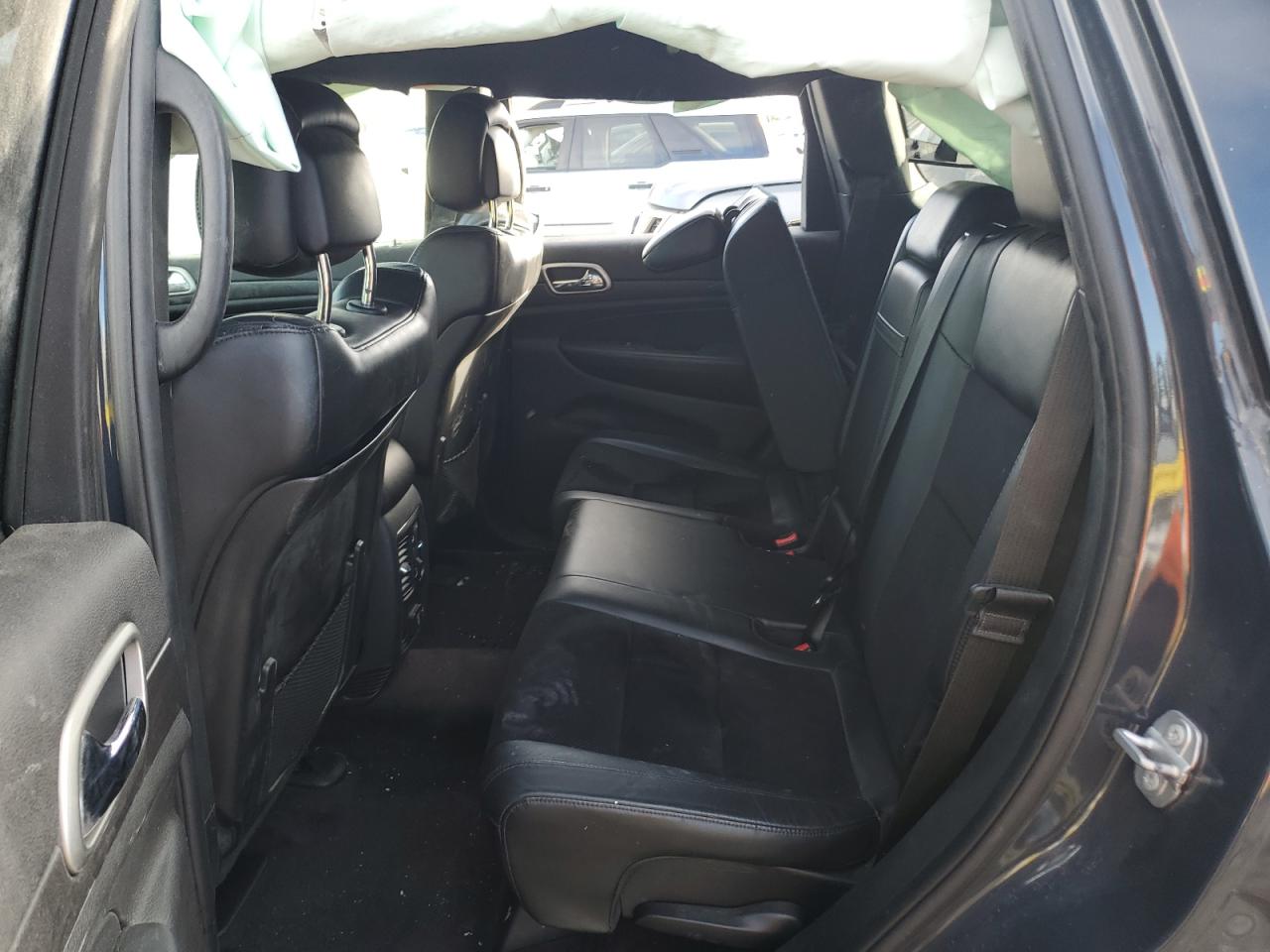 2018 Jeep Grand Cherokee - Image 11