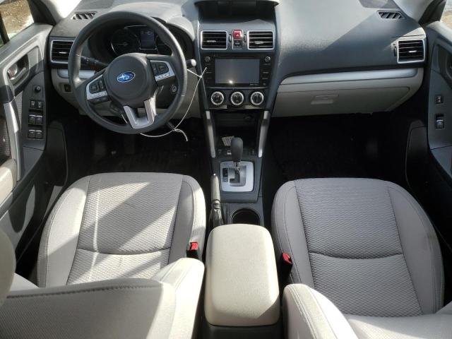  SUBARU FORESTER 2017 Серебристый