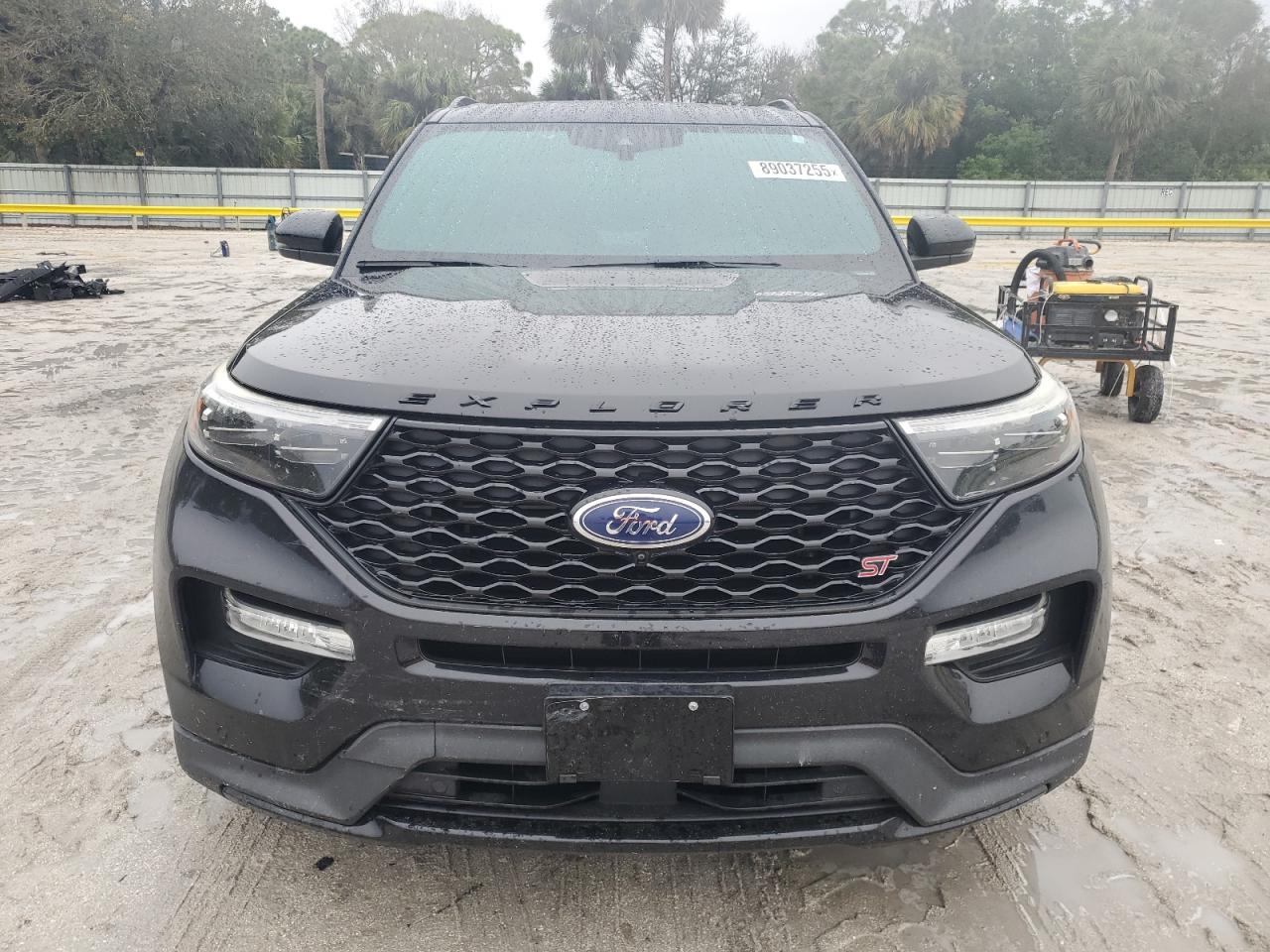 2020 Ford Explorer - Image 5