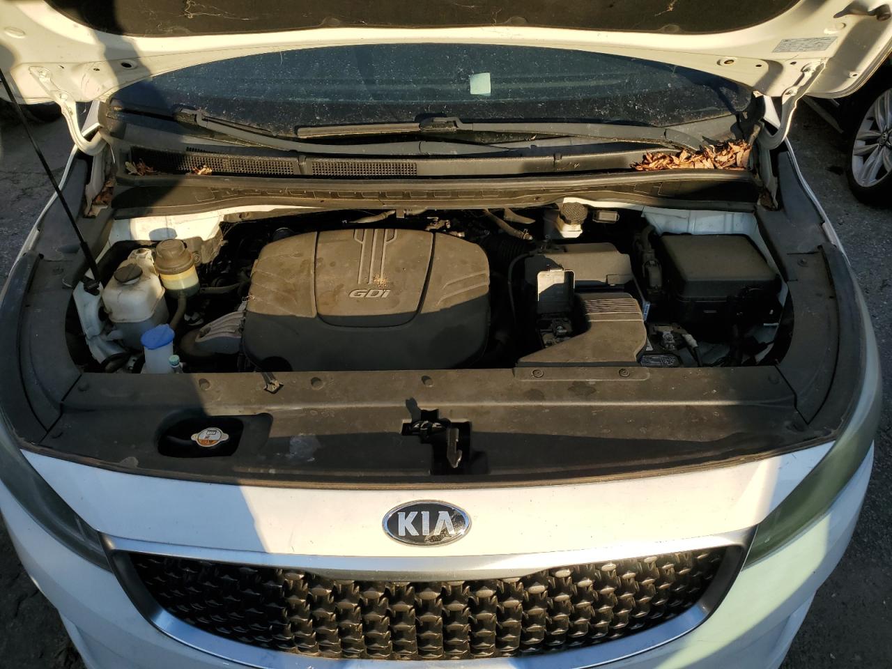 2015 Kia Sedona - Image 12