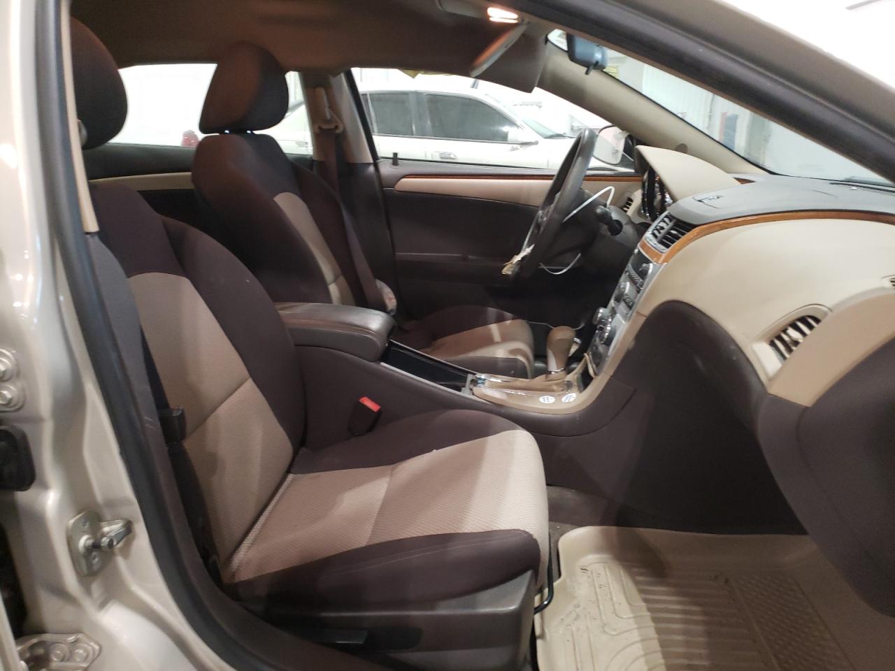 2011 Chevrolet Malibu - Image 7