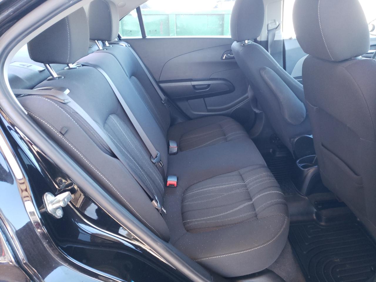 2016 Chevrolet Sonic - Image 10