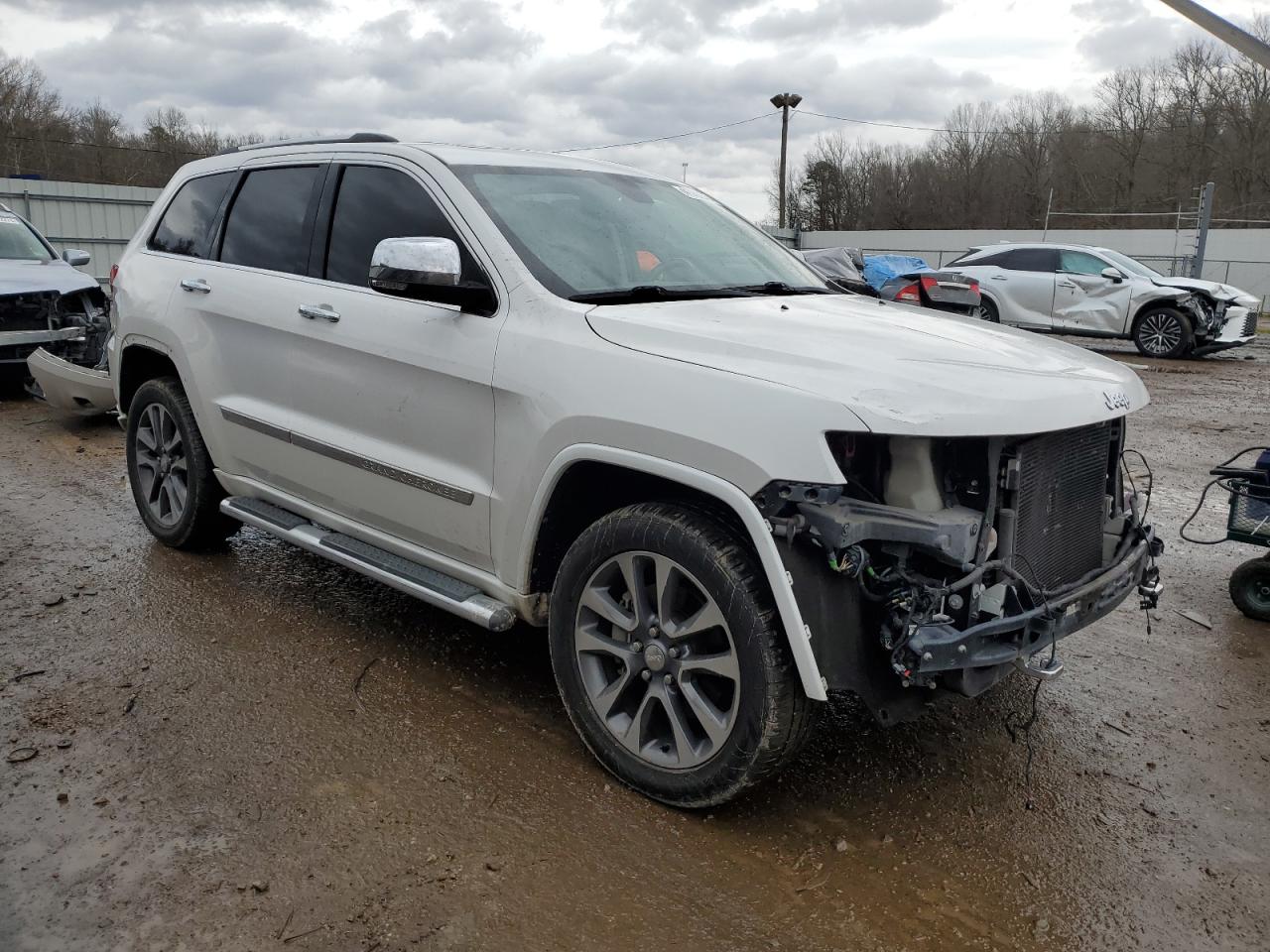 2017 Jeep Grand Cherokee - Image 4