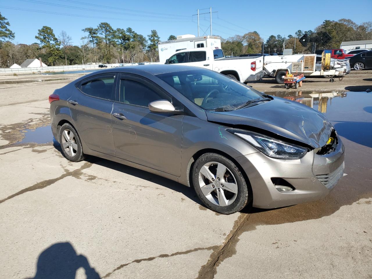 2013 Hyundai Elantra - Image 4