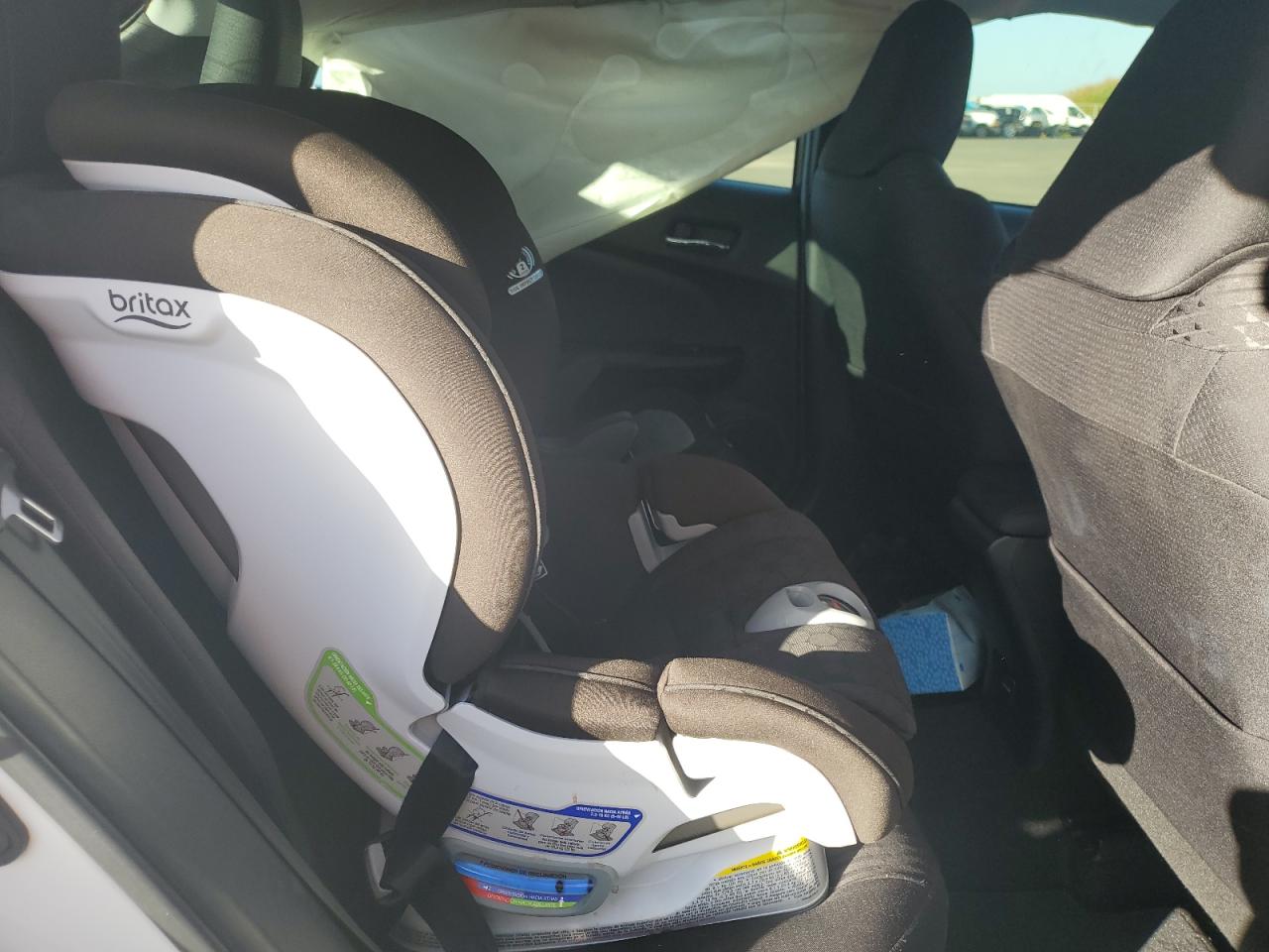 2016 Toyota Prius - Image 10