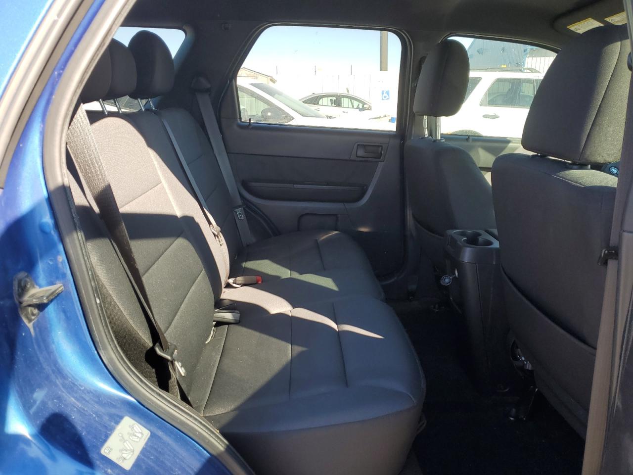 2011 Ford Escape - Image 10