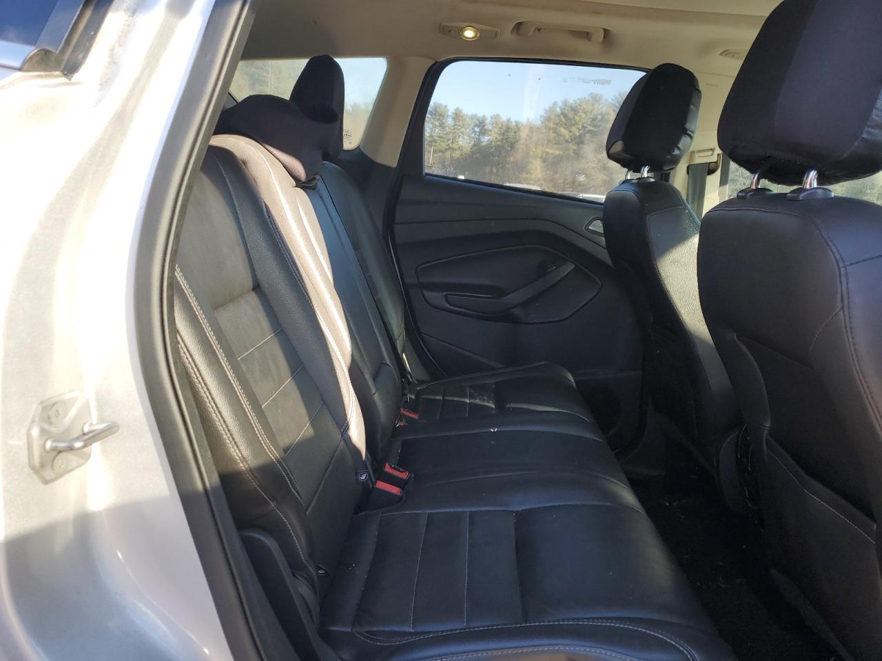 2014 Ford Escape - Image 11