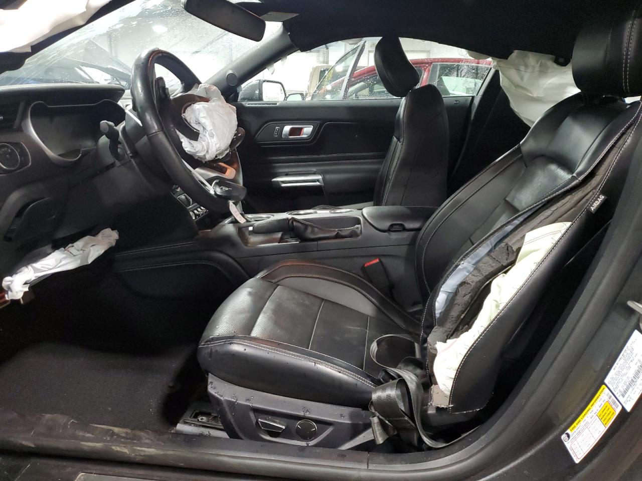 2019 Ford Mustang - Image 7