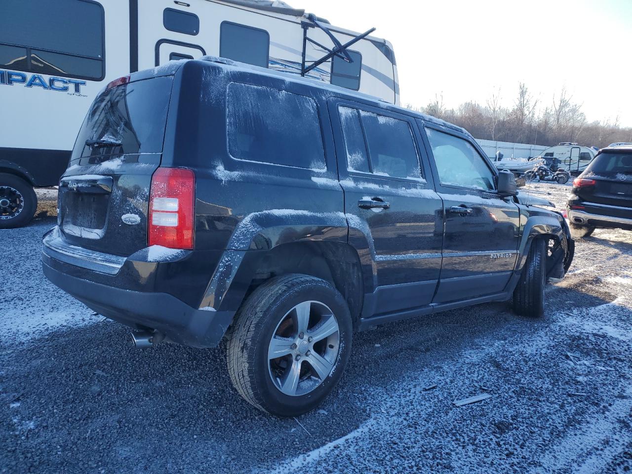 2017 Jeep Liberty (Patriot) - Image 3
