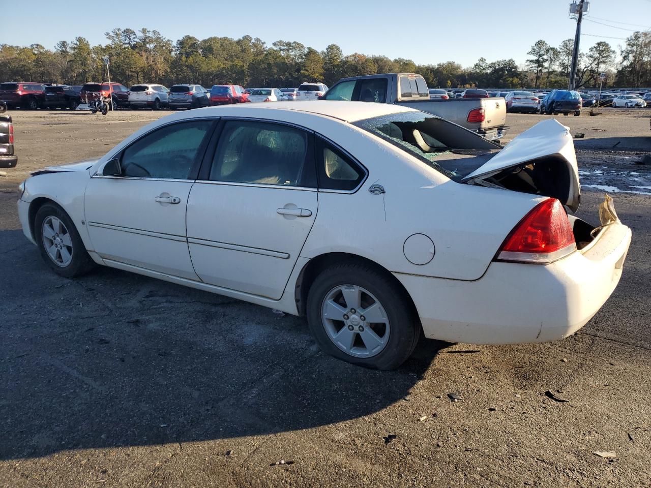 2006 Chevrolet Impala - Image 2