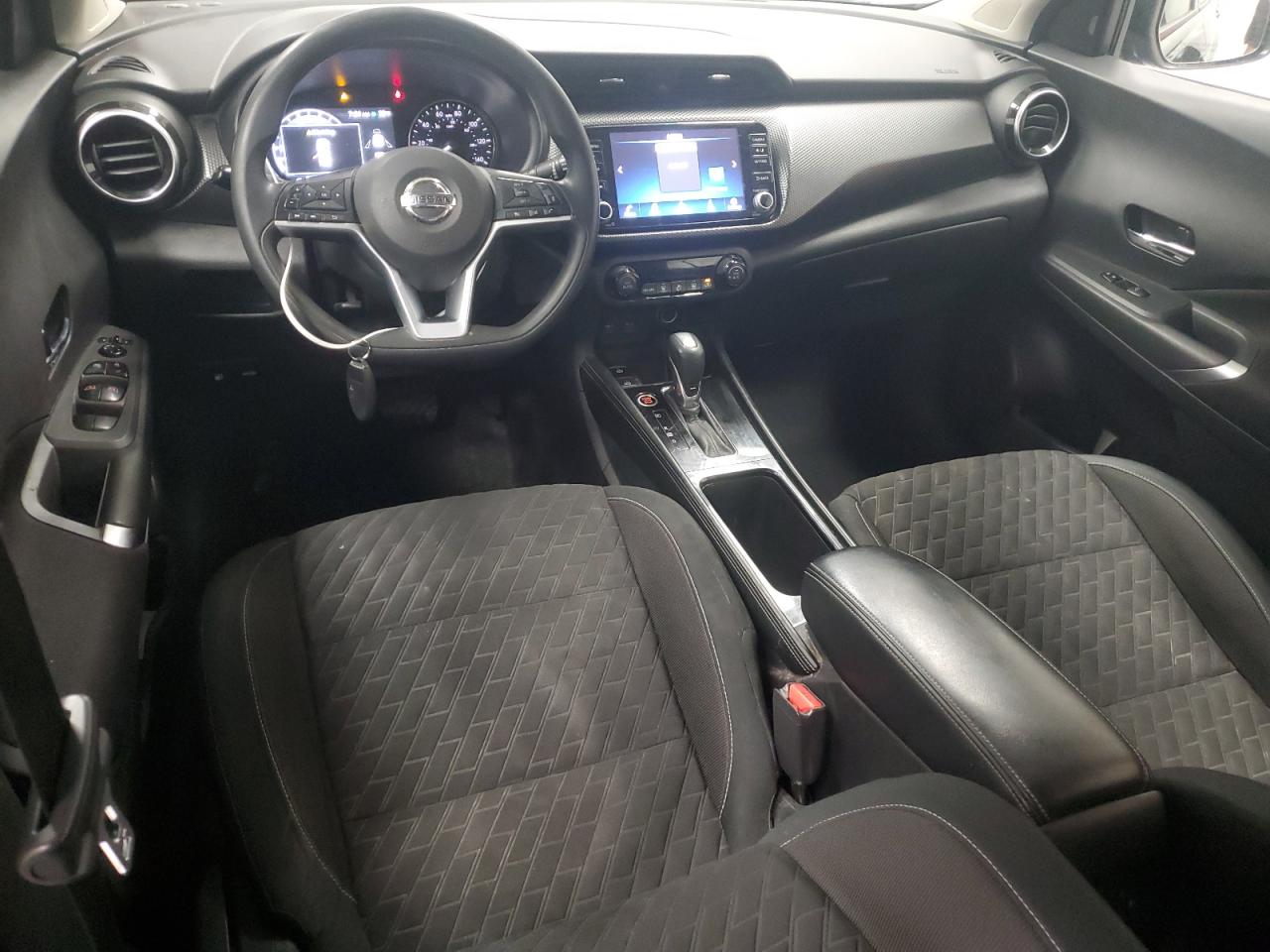 2021 Nissan Kicks - Image 8
