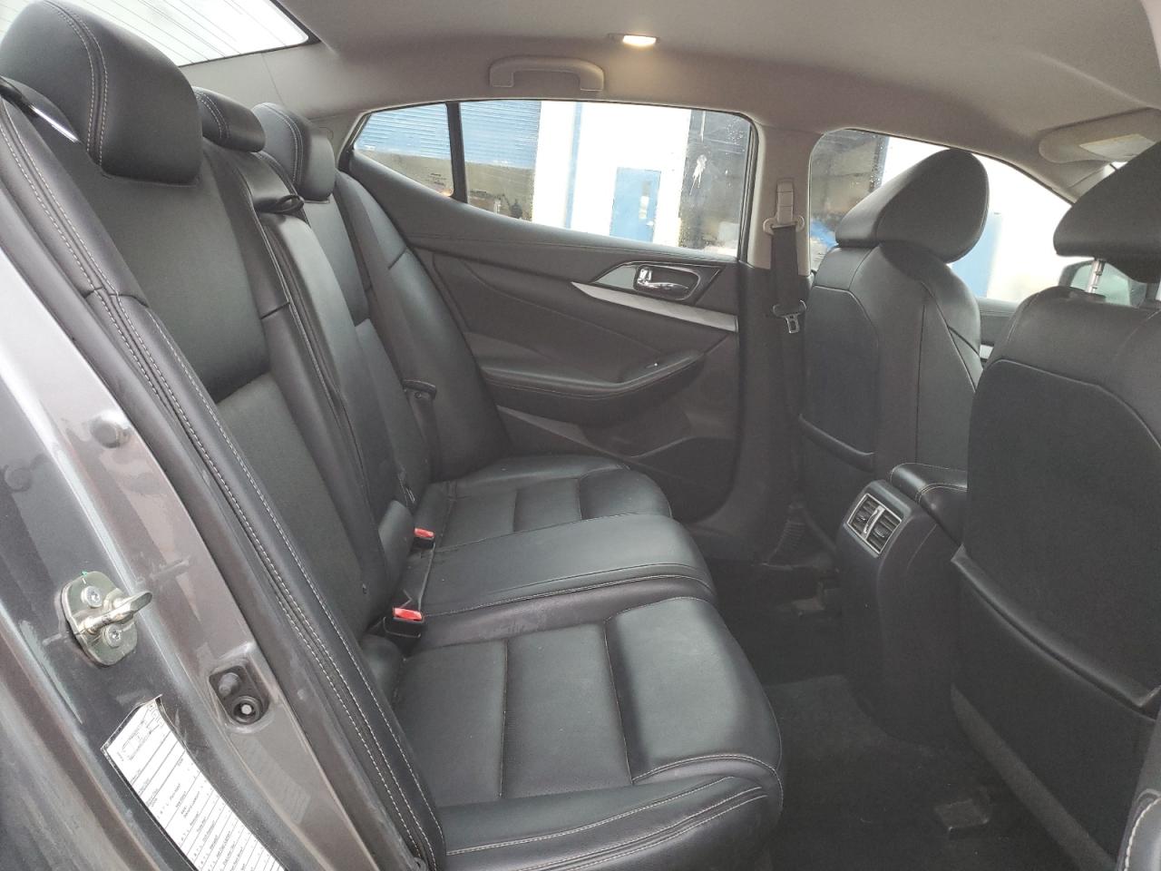 2017 Nissan Maxima - Image 10